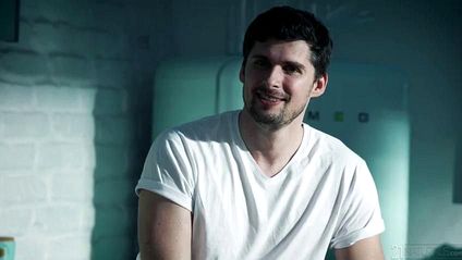 Девушка дарит мужику фетиш ногами и узкую дырку #1