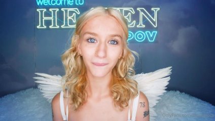 Худая блондинка с аппетитом вылизывает анус ухажера #1