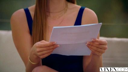 Две телки устроили секс втроем с красивым парнем и довели его до оргазма #1