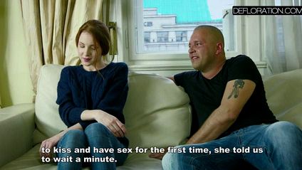 Крепкий байкер в черной майке долго ебет большим членом рыжую девушку #5