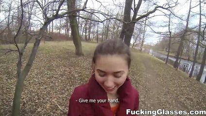 Пикапер заставил отсосать домохозяйку из Чехии #2