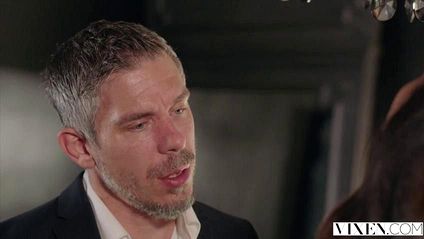 После минета брутальный мужик жестко и долго долбит красотку раком #2